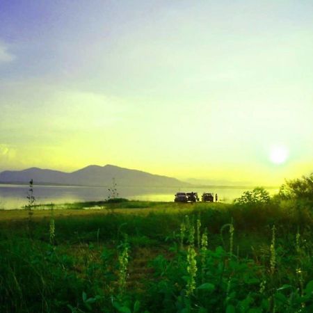 Lake Scene Resort Ratchaburi Exterior photo